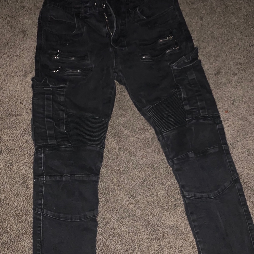 Designer Jeans - Picture 2 of 3